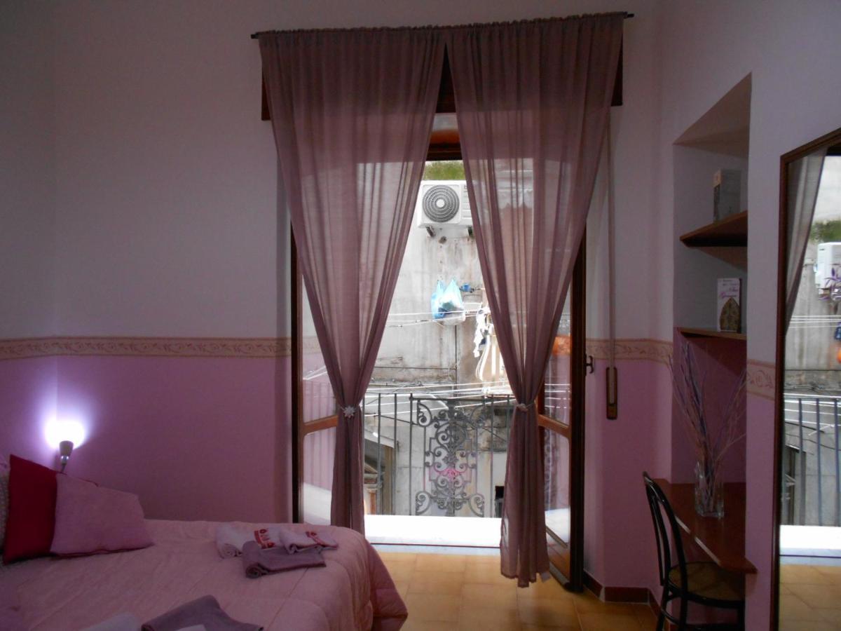 Robby'S House Bed & Breakfast Vico Equense Exterior photo
