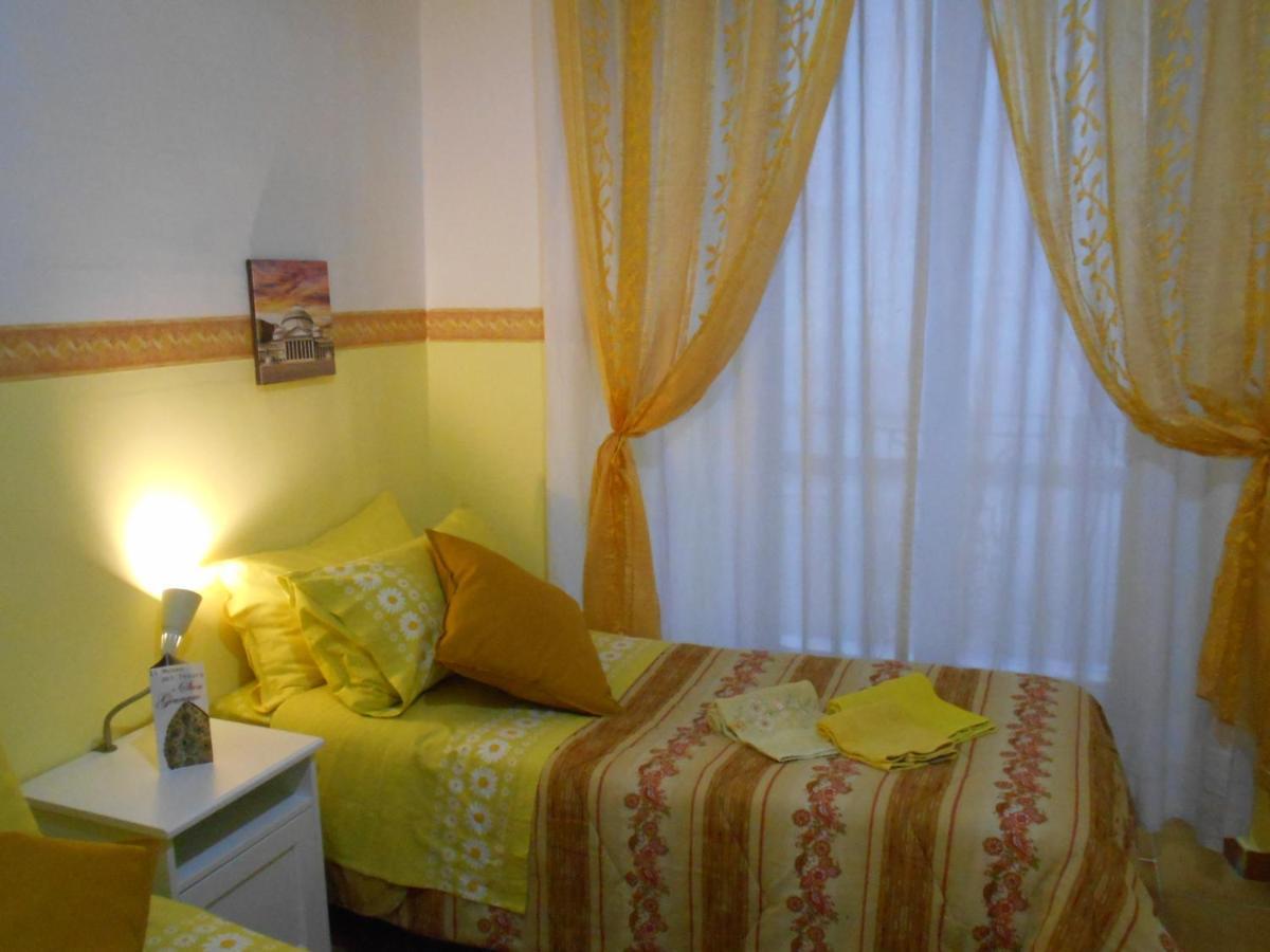 Robby'S House Bed & Breakfast Vico Equense Exterior photo