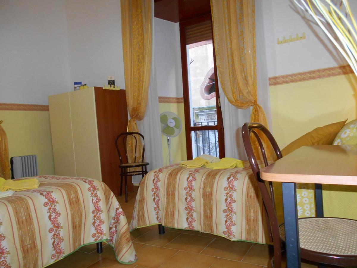 Robby'S House Bed & Breakfast Vico Equense Exterior photo